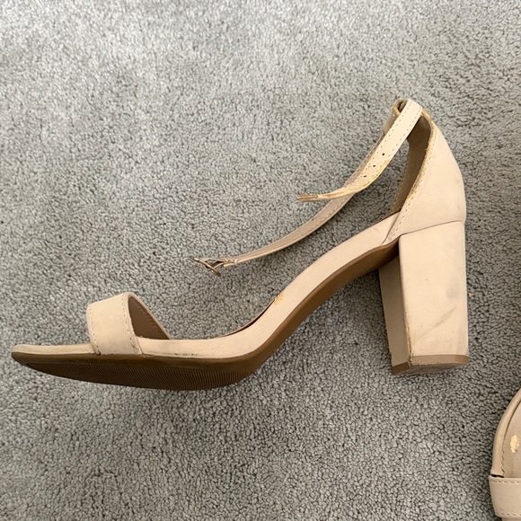 Dream Pairs Nude Ankle-Strap Heeled Sandals - Picture 2 of 7